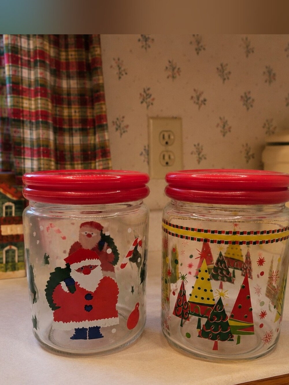 2 Vintage 90s Kig Christmas Themed Treat Storage Jars